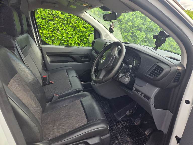 Vauxhall, VIVARO, Panel Van, 2021, Manual, 1499 (cc)
