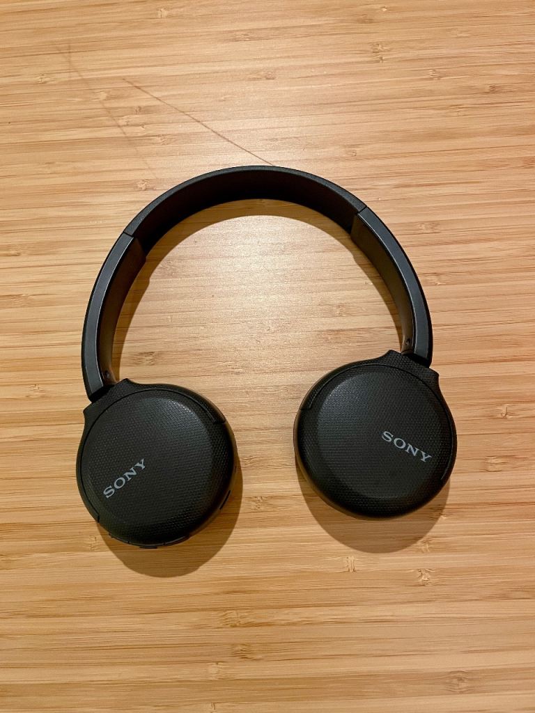 Headset - Headphones