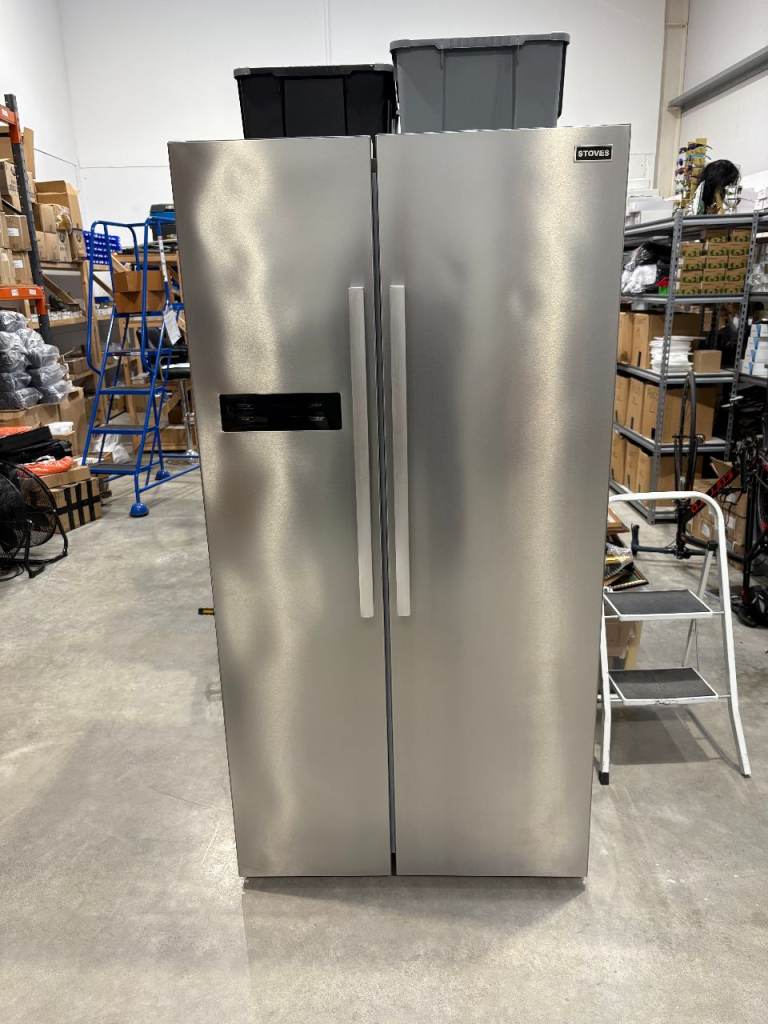 Stoves Fridge Freezer, Perfect Working order & Very Clean