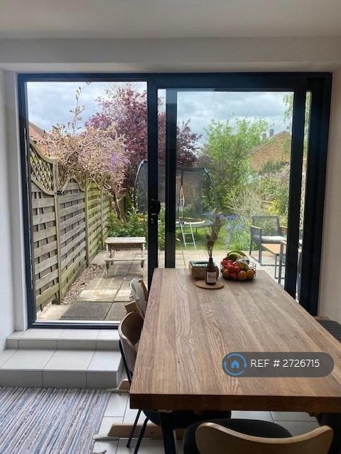 2 bedroom house in Rutland Place, Maidenhead, SL6 (2 bed) (#2726715)