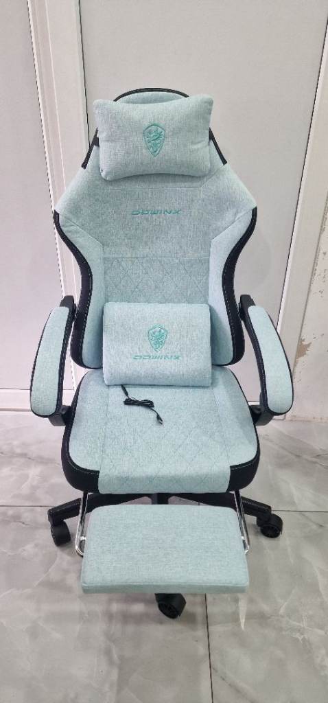 DOWINX Gaming Chair – Light Blue, New