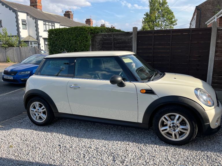 *Very Low Mileage* Mini One 2011 only 67000 miles