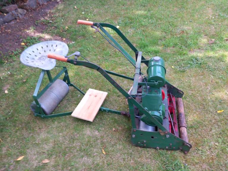 1970s classic vintage ride on lawn mower 