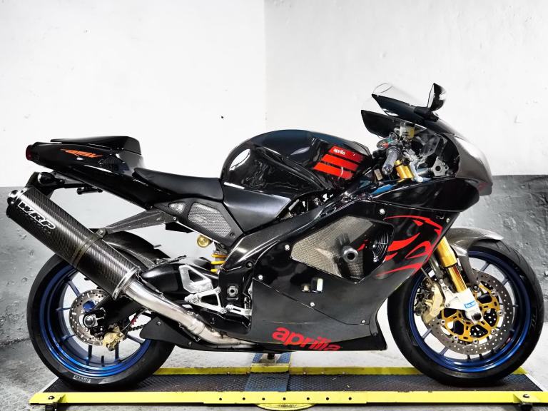 2003 Aprilia RSV 1000 R Mille Black Frame ,WRP exhaust, new tyres ,Ohlins, OZ 