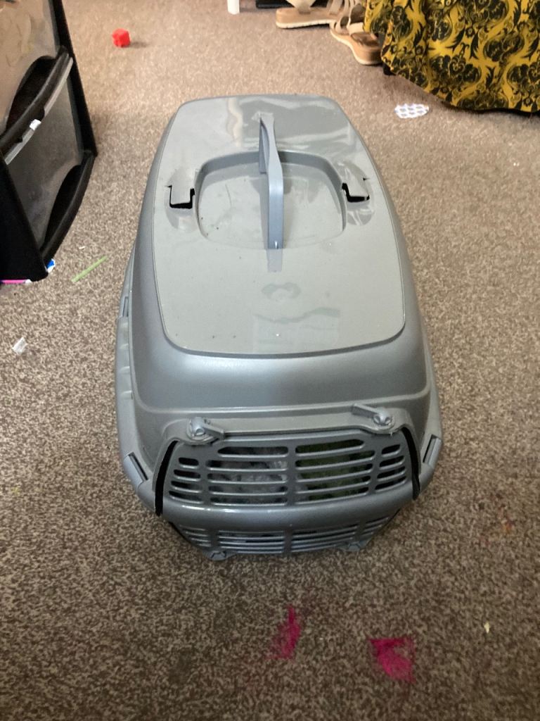 Pet carrier