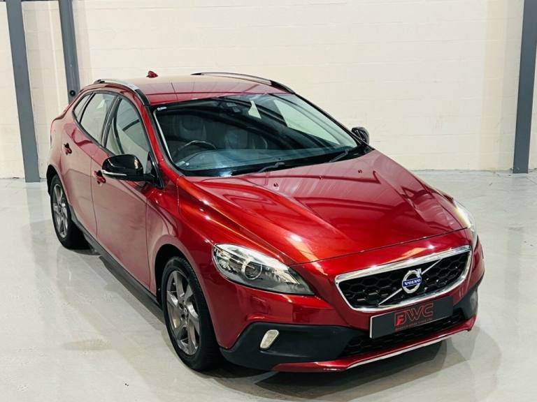 2014 64 VOLVO V40 CROSS COUNTRY 1.6 D2 LUX HATCHBACK 5DR DIESEL MANUAL EURO 5 (S