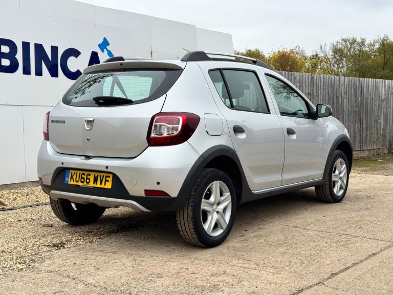 2016 Dacia Sandero Stepway 0.9 TCe Laureate Euro 6 (s/s) 5dr HATCHBACK Petrol Manual