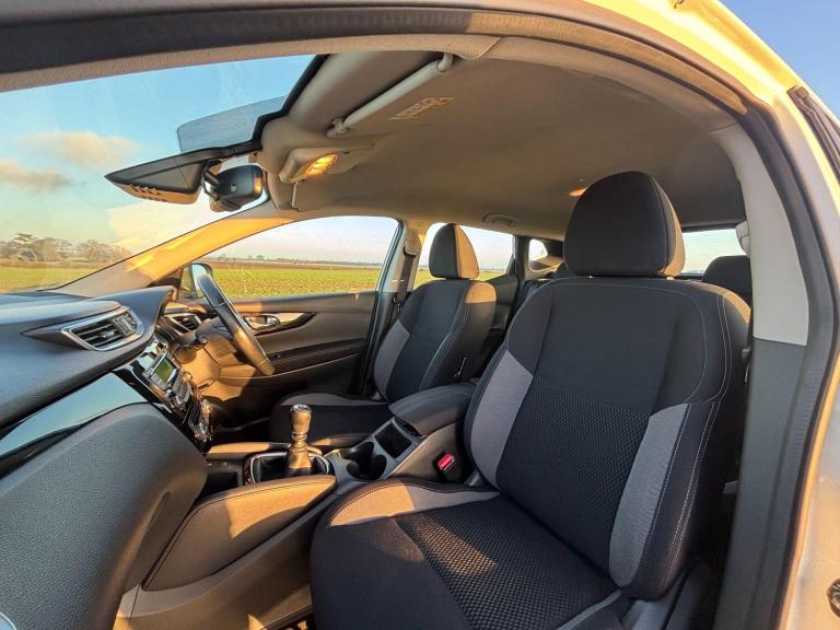 2017 Nissan Qashqai 1.5 dCi Acenta 5dr HATCHBACK DIESEL Manual