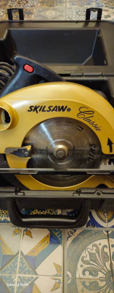 SKILL ELECTRIC SAW.