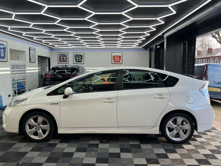 2019 Toyota Prius 1.8 VVT-h T Spirit CVT Euro 5 (s/s) 5dr HYBRID ELECTRIC Automatic