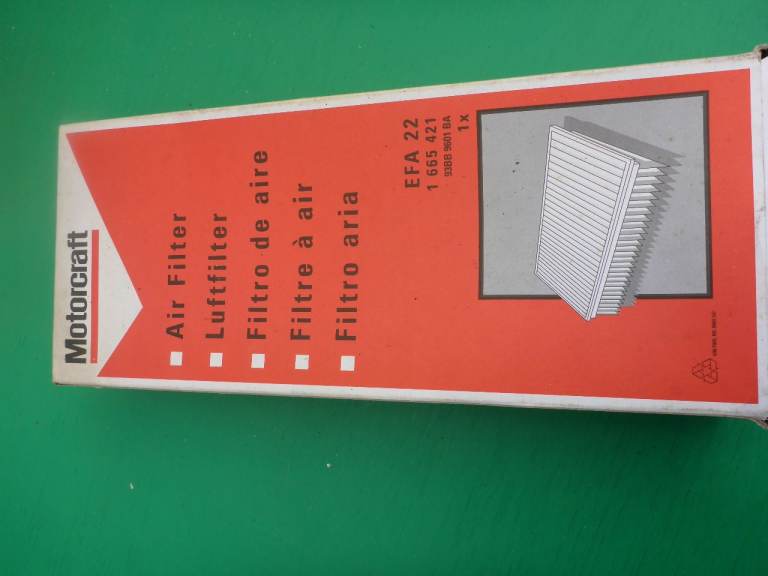 Ford Mondeo Genuine Boxed Air Filter EFA22