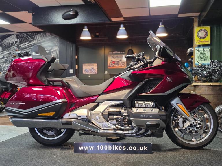 2021 HONDA GL1800 GOLDWING DCT TOUR 18,000 MILE'S 
