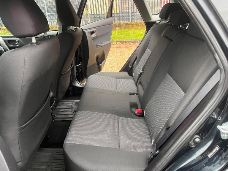 2014 Toyota Auris 1.6 V-Matic Icon 5dr HATCHBACK PETROL Manual
