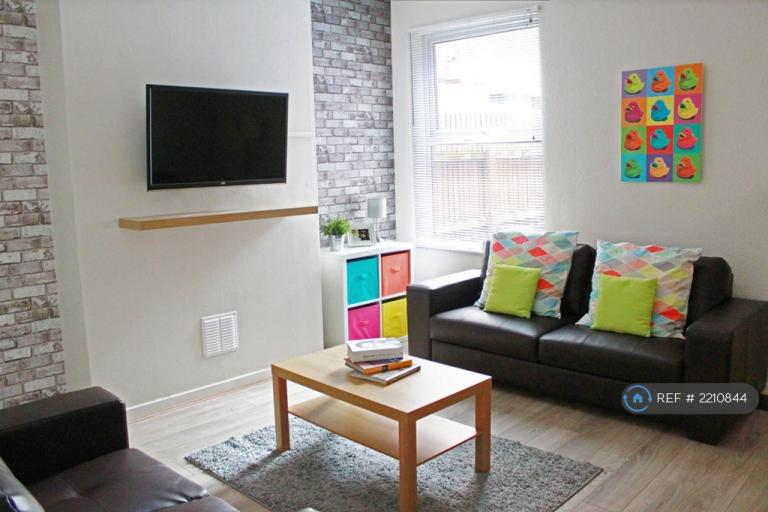 4 bedroom house in Wren Street, Coventry, CV2 (4 bed) (#2210844)