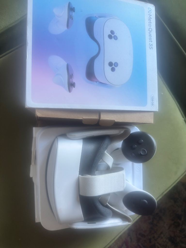 Meta Quest 3S VR Headset 128GB – As Good As New