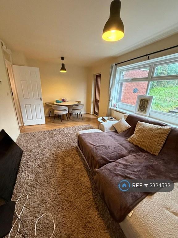 2 bedroom house in Holders Gardens, Birmingham, B13 (2 bed) (#2824582)