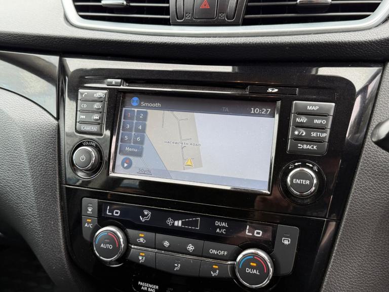 ** GREAT VALUE ** 2018 (68) Nissan Qashqai 1.5 dCi Acenta Premium 5 dr hatchback