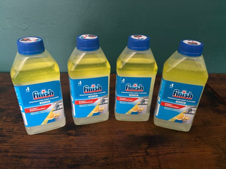 Finish deep cleaner x 4 Available Brand new 