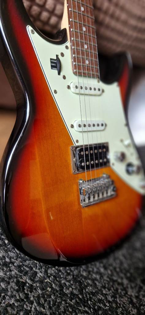 JTV 69 Variax Guitar (James Taylor)