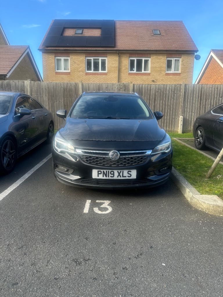 AUTOMATIC Vauxhall Astra Estate