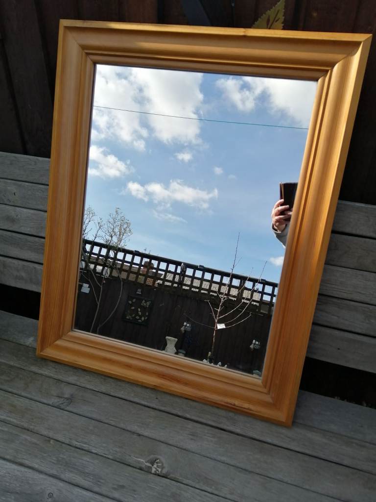 Wooden mirror 