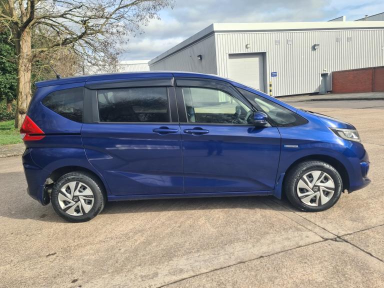 2016 Honda Freed GB-8 AWD 4X4 Hybrid automatic 4WD Hybrid G Honda Sensing MPV Hybrid Electric Aut...