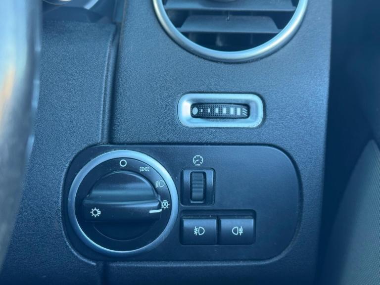 2014 Land Rover Discovery 4 3.0 SD V6 XS Auto 4WD Euro 5 (s/s) 5dr ESTATE Diesel Automatic