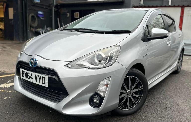 2026 Toyota Aqua 1.5 Hybrid VVhT CVT HYBRID ELECTRIC Manual