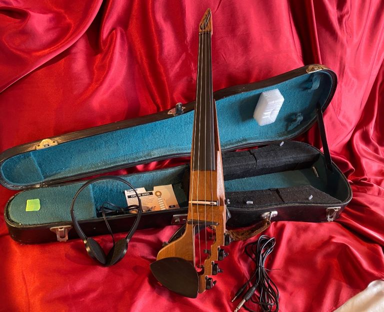Bespoke quality Electric Violin Full Size