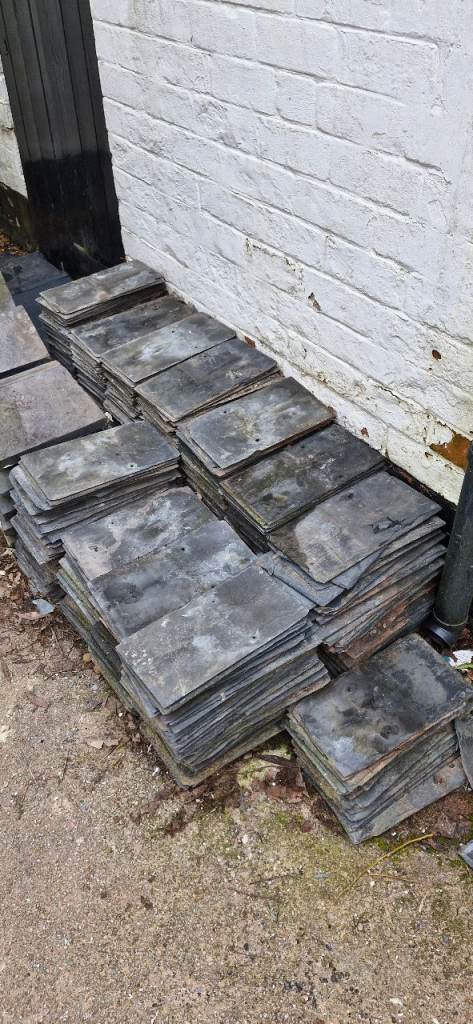 *Price per Each/Over 600No Available* Reclaimed Good Condition Slate Roof Tiles 13x7" (330x180mm)6