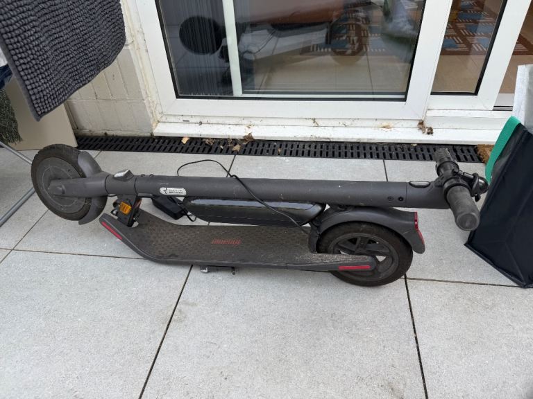 Ninebot by Segway E-series electric scooter — spares or repair