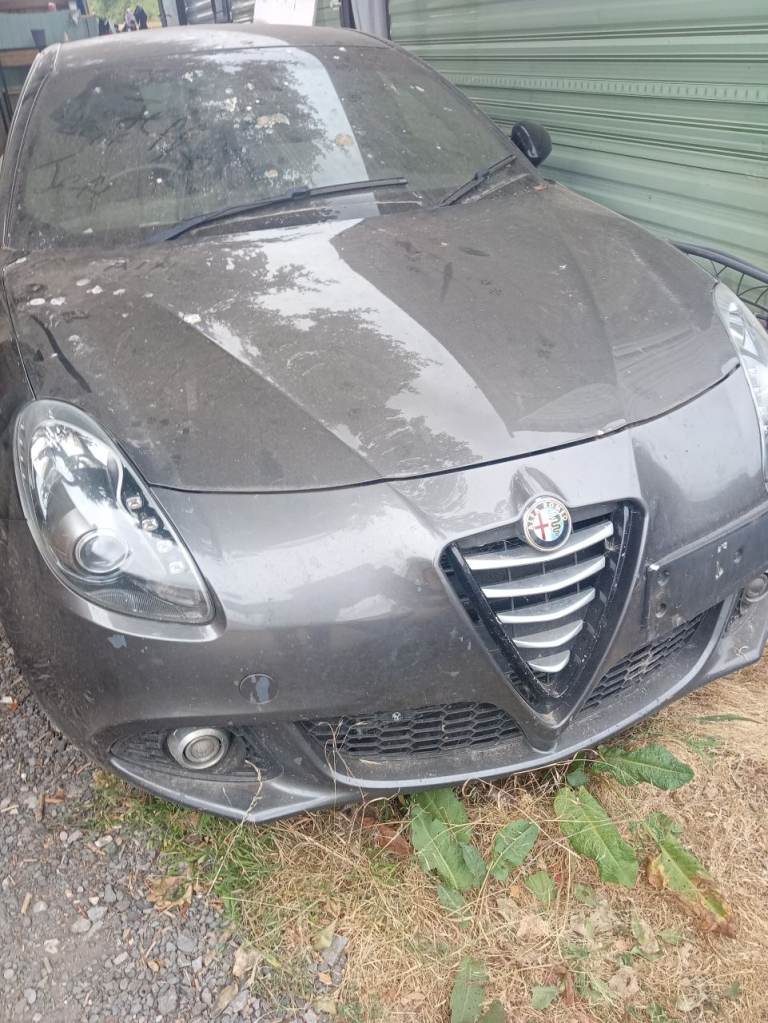 Alfa Romeo giuletta parts 