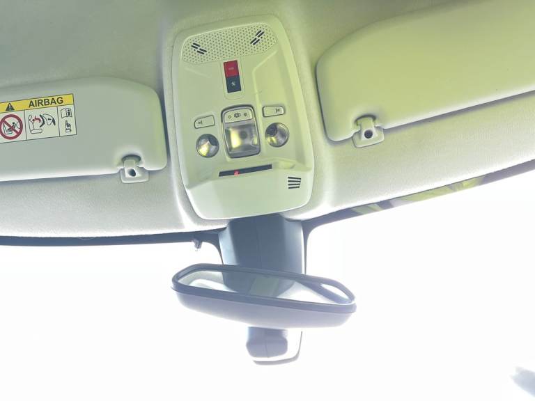  Peugeot 208 1.2 Puretech Allure Premium Hatchback 5dr Petrol Manual Euro 6 s/s