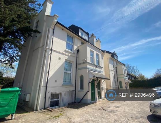 1 bedroom flat in Cleveland Road, Uxbridge, UB8 (1 bed) (#2936496)