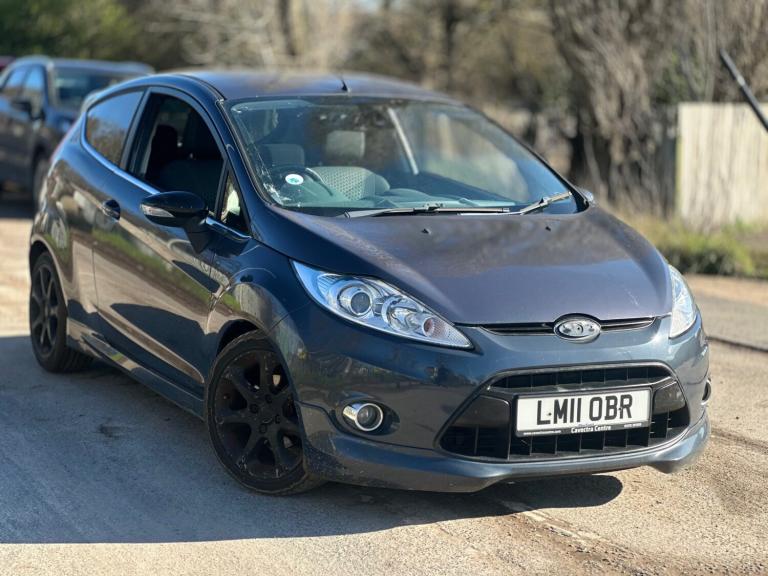 2011 Ford Fiesta 1.6 Titanium 3dr HATCHBACK Petrol Manual