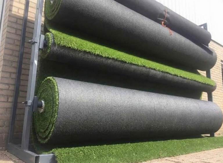 40mm Thick Lawn Fake budget Rolls Friendly | Artificial grass