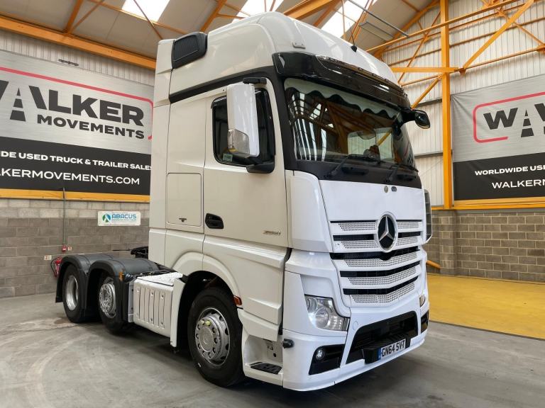 MERCEDES ACTROS 2551 GIGASPACE *EURO 6* 6X2 TRACTOR UNIT - 2014 - GN64 SVT