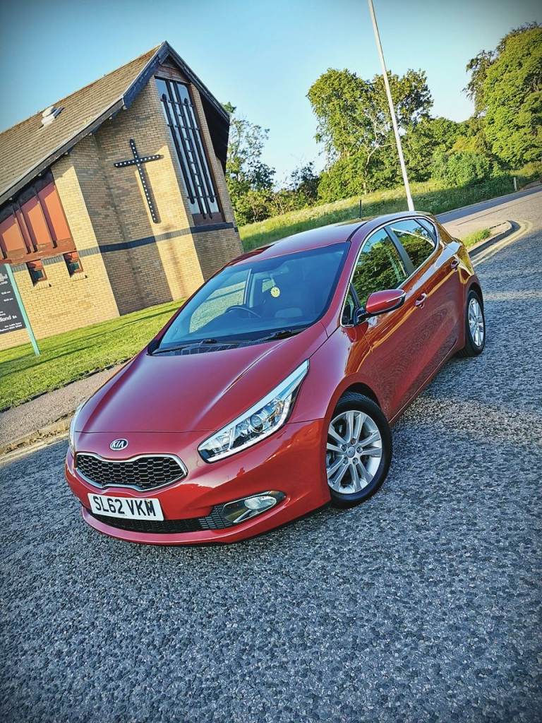 2013 KIA CEED CRDI...£20 TAX...60 MPG...1.6 DIESEL...138 BHP...6 SPEED...2 OWNERS...FSH...FULL MOT