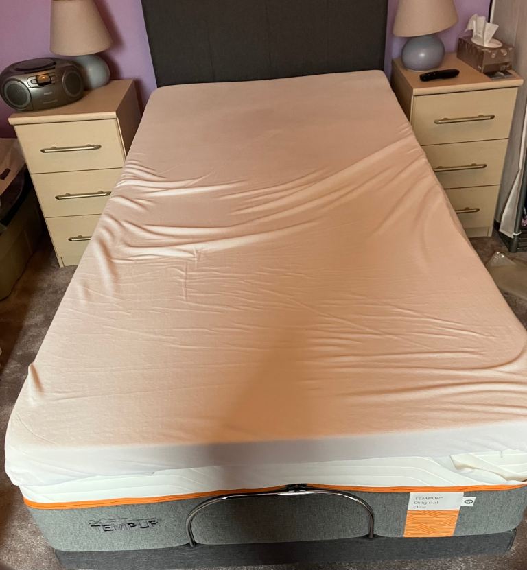 Single memory foam topper