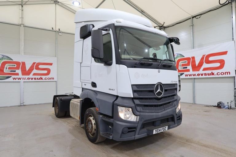 2014 (14 PLATE) Mercedes Benz ACTROS 1840 4x2 Euro 6 Tractor Units