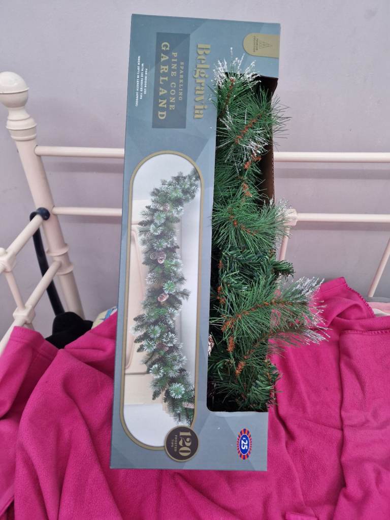 Christmas decoration  + santa socks