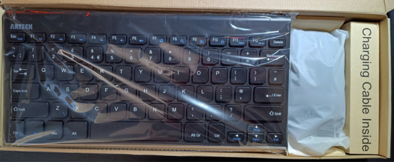 Wireless Keyboard & Mouse Combo - USB  - Compact Form - ** NEW **