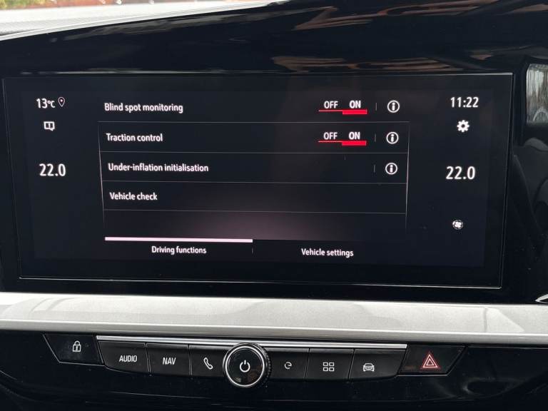  Vauxhall Mokka Electric 50kwh Ultimate Suv 5dr Electric Auto 136 Ps Electric