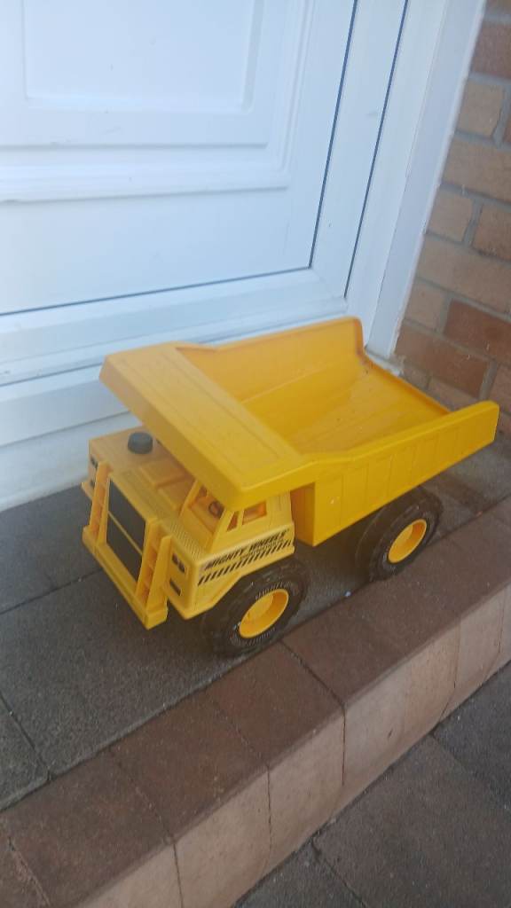 Large Yellow Toy Dumper Truck - Great for Sandpit Fun!