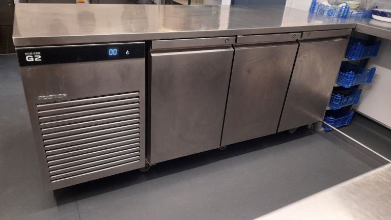 Foster 3 door counter fridge 