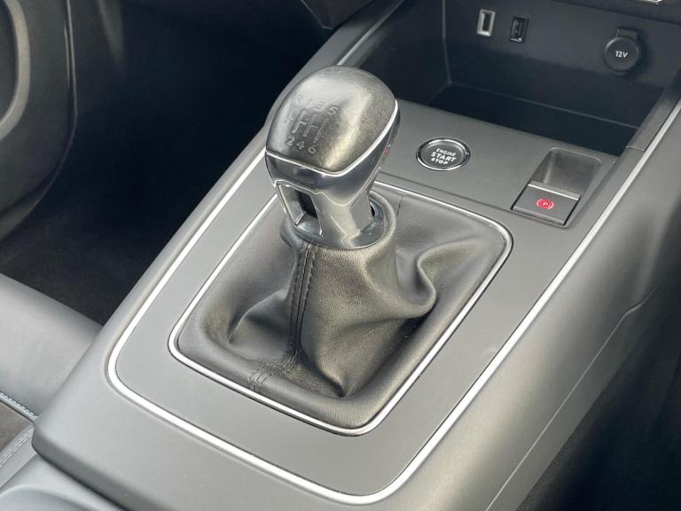 2023 Citroen C5 Aircross 1.2 PureTech Shine Euro 6 (s/s) 5dr HATCHBACK Petrol Manual