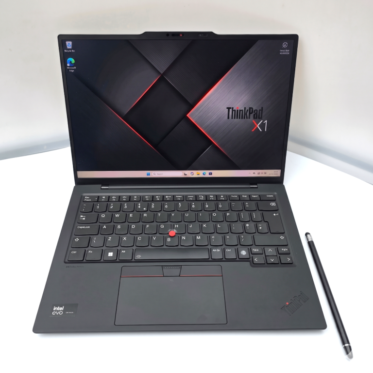 Lenovo ThinkPad  X1 Carbon Gen 12 Ultra 7 32GB DDR5 1TB 2.8K OLED AI Warranty Laptop