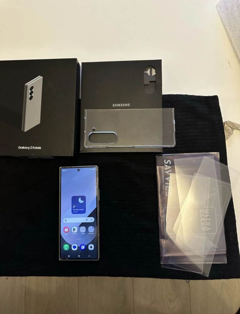 Samsung Fold 6 256gb, used once, new condition 