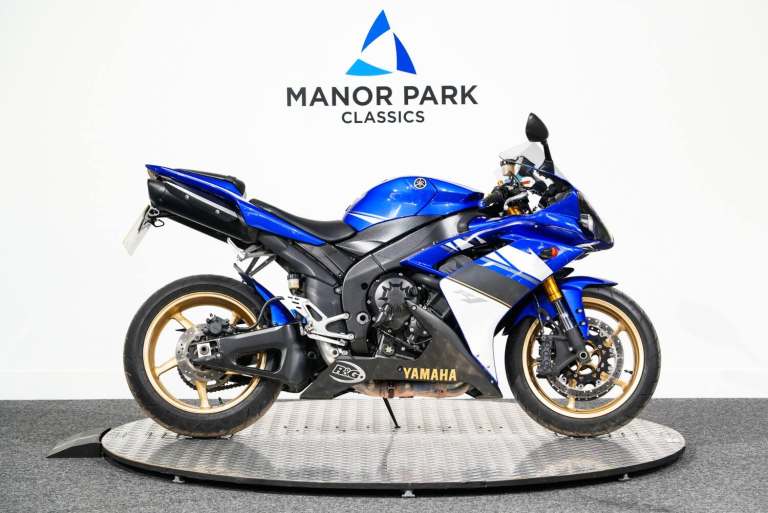 2009 Yamaha R1 YZF R1  Petrol Manual