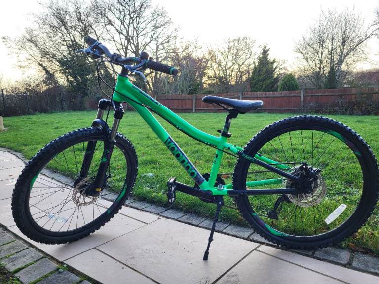 Voodoo Bakka kids mountain bike